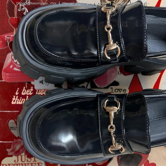 Black Princess Polly platform penny loafers 🖤 - Picture 6 of 8